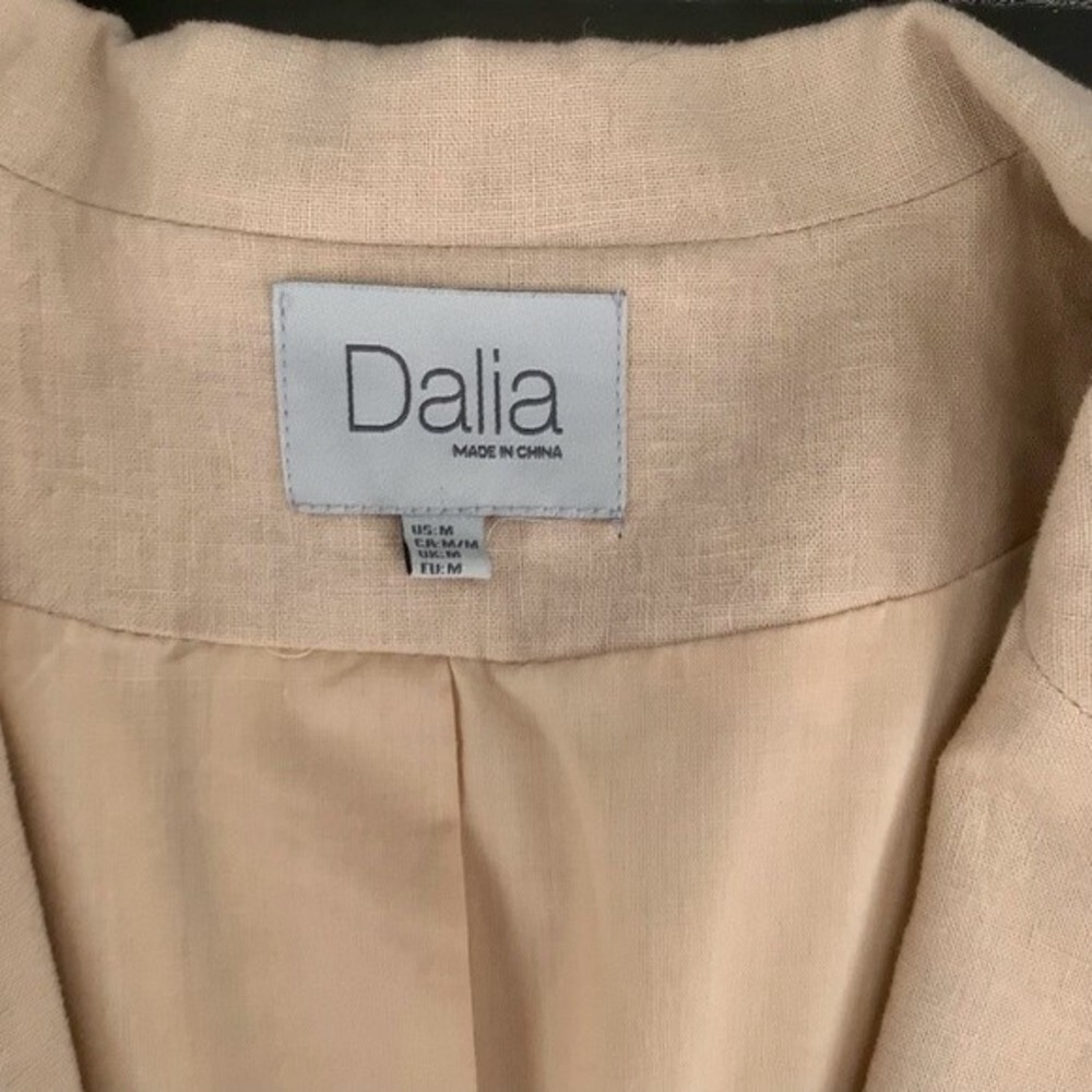 Dalia Linen Light Pink Shoulder Pad Faux Pockets Blazer Size Medium - Picture 2 of 13